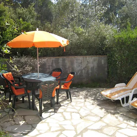 Casa Familiar Con Jardin, Piscina Y Vistas A Montgri En - Es-323-54 L'Estartit
